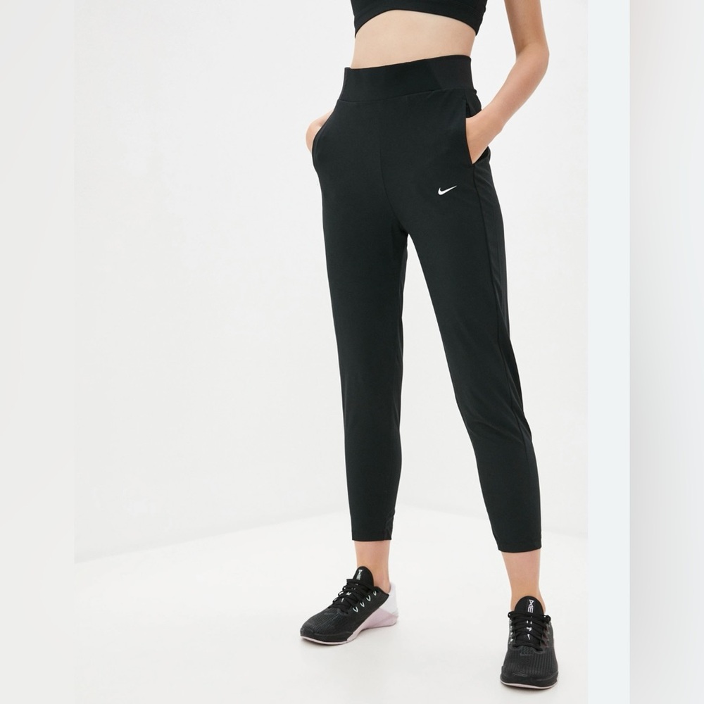 NIKE Dri-Fit Thermal Black Leggings – Size M